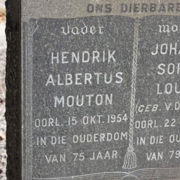 MOUTON Hendrik Albertus -1954 &amp; Johanna Sophia Louisa V.D. MERWE -1956