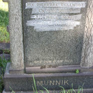 MUNNIK Michael -1951