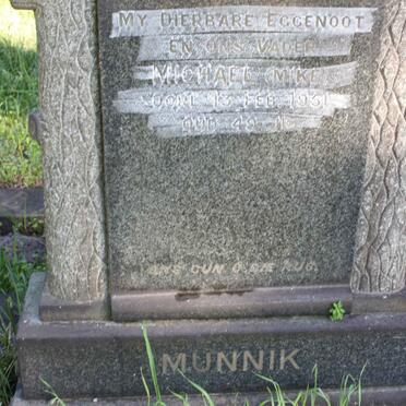 MUNNIK Michael -1951