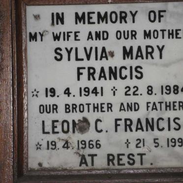 FRANCIS Sylvia Mary 1941-1984 :: FRANCIS Leon C. 1966-1993