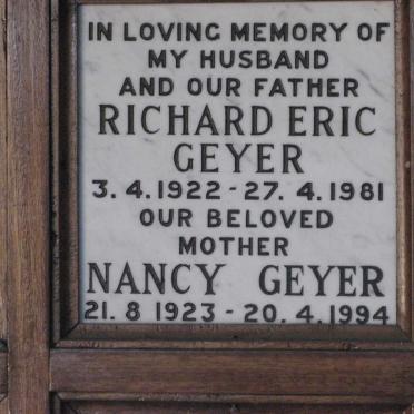 GEYER Richard Eric 1922-1981 &amp; Nancy 1923-1994