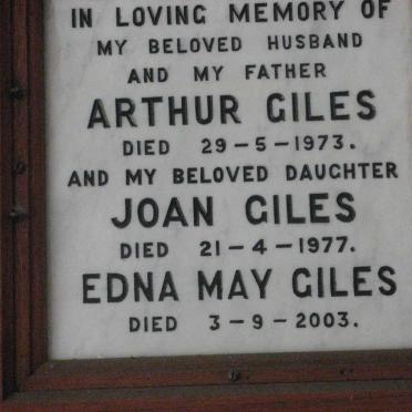 GILES Arthur -1973 :: GILES Joan -1977 :: GILES Edna May -2003