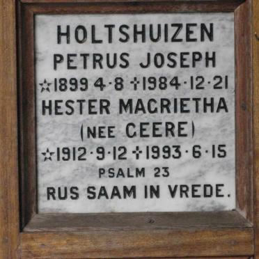 HOLTSHUIZEN Petrus Joseph 1899-1984 &amp; Hester Magrietha GEERE 1912-1993