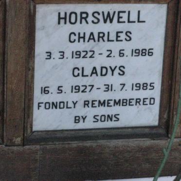 HORSWELL Charles 1922-1986 &amp; Gladys 1927-1985