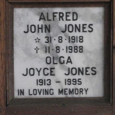 JONES Olga Joyce 1913-1995 :: JONES Alfred John 1918-1988