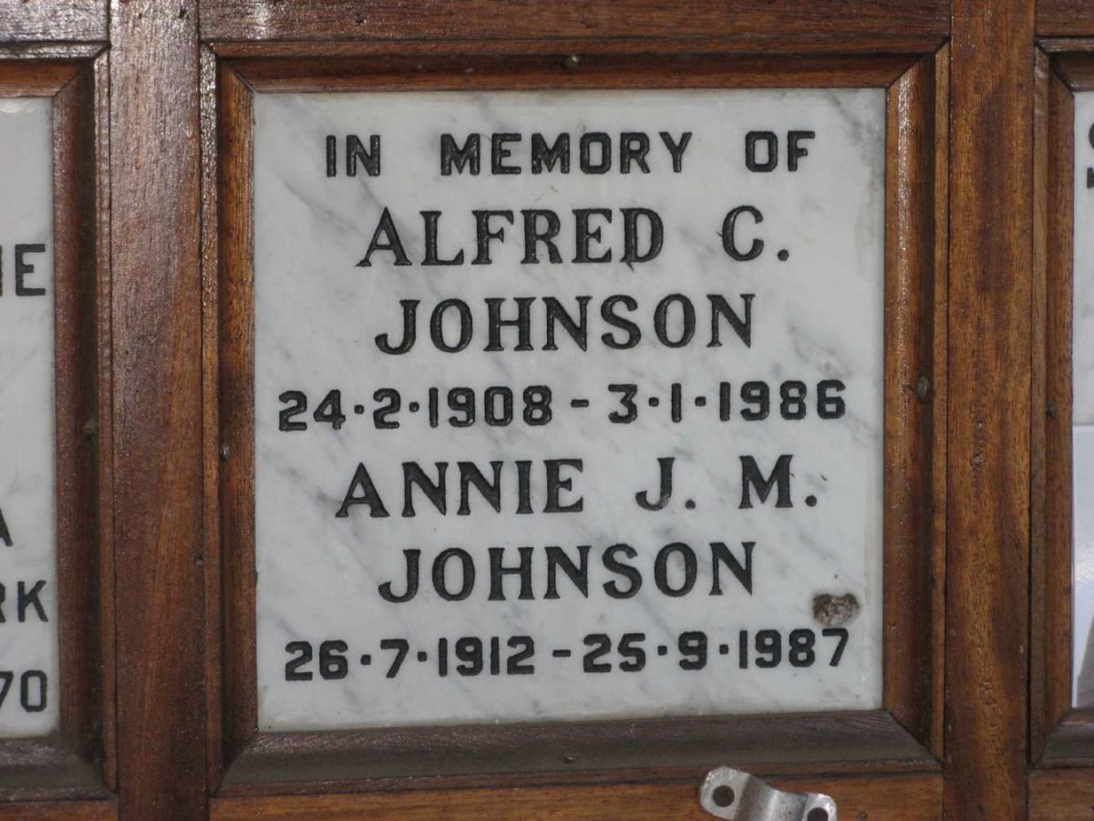 JOHNSON Alfred C. 1908-1986 &amp; Annie J.M. 1912-1987