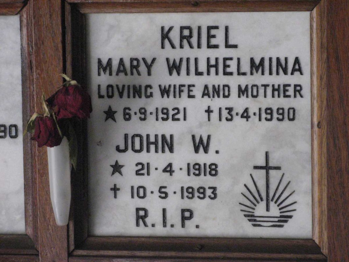 KRIEL John W. 1918-1993 &amp; Mary Wilhelmina  1921-1990