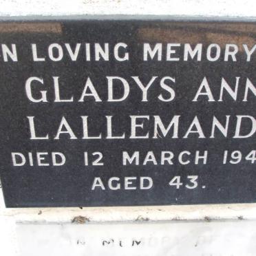 LALLEMAND Gladys Ann -1945
