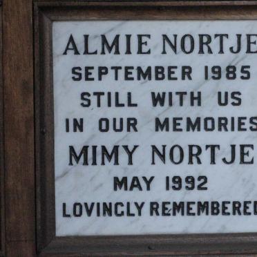 NORTJE Almie -1985 &amp; Mimy -1992