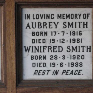 SMITH Aubrey 1916-1981 &amp; Winifred 1920-1988