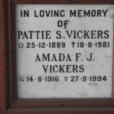 VICKERS Pattie S. 1889-1981 :: VICKERS Amada F.J. 1916-1994