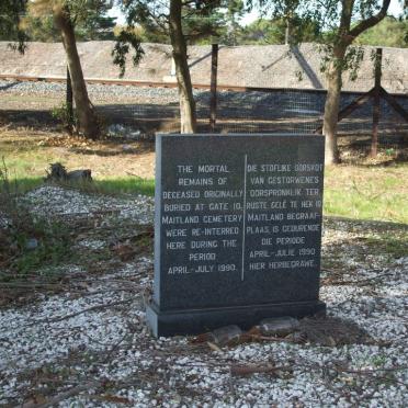 Gate 10 graves_1