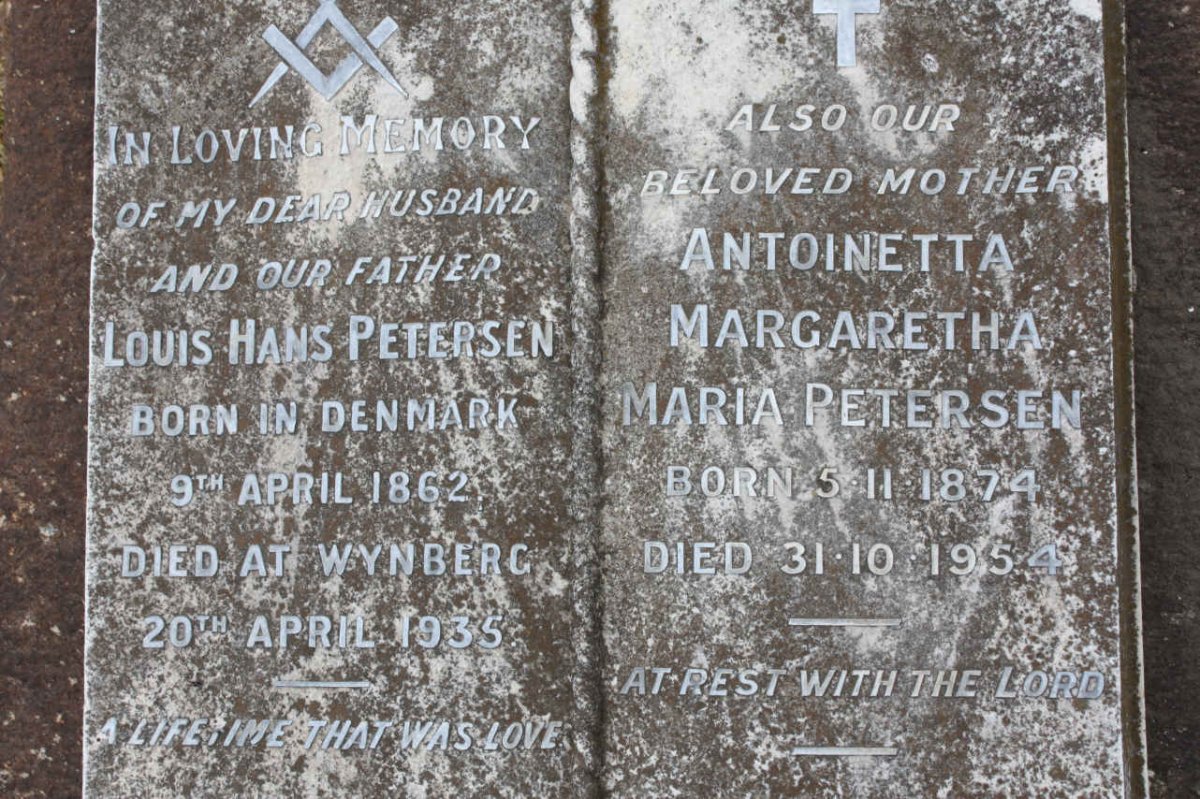 PETERSEN Louis Hans 1862-1935 &amp; Antionetta Margaretha Maria 1874-1954