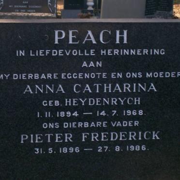 PEACH Pieter Frederick 1896-1986 &amp; Anna Catharina HEYDENRYCH 1894-1968