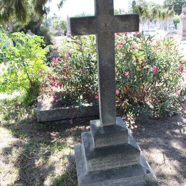 PAVEL William -1903 &amp; Elizabeth -1916