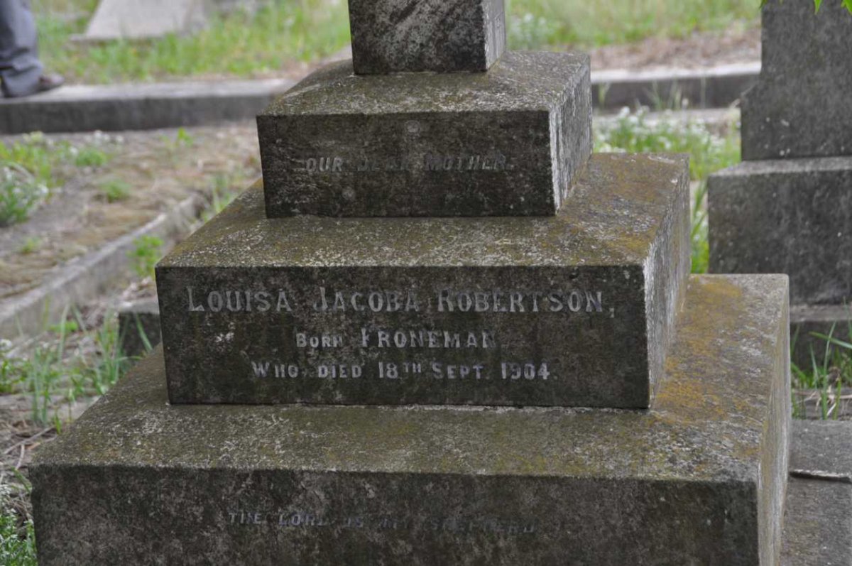 ROBERTSON Louisa Jacoba nee FRONEMAN -1904