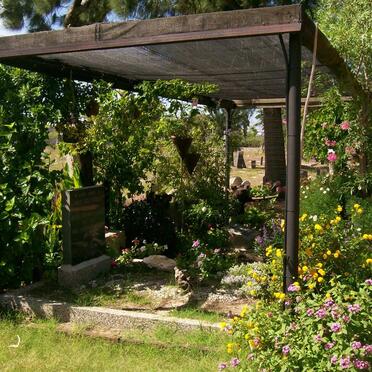 RUSSEL James Liddle 1917-1959 &amp; Jacoba Johanna M. 1917-1979 :: HUSKISSON Anna Christina 1886-1972