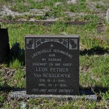 SCHALKWYK Leon Petrus, van 1945-1979