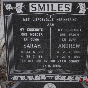 SMILES Andrew 1906-1992 &amp; Sarah 1910-1991
