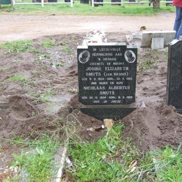 SMUTS Nicolaas Albertus 1924-1988 &amp; Josina Elizabeth BRAND 1922-1982