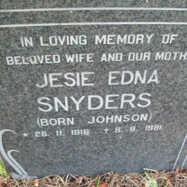 SNYDERS Jesie Edna nee JOHNSON 1916-1981