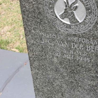 BERG J.C., van der -1945