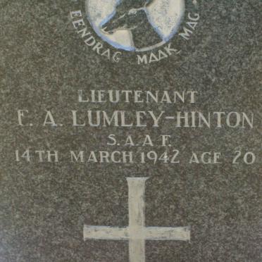 HINTON F.A., Lumley -1942