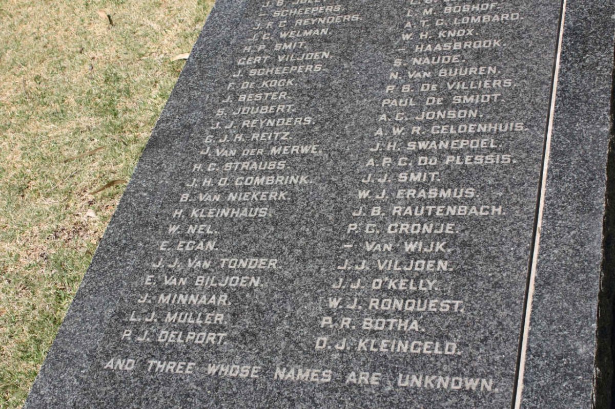 4. Republican Forces who were buried in Fort Knokke Cemetery1900 &amp; re-interred in 1927