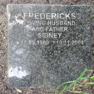 FREDERICKS Sidney 1960-2004