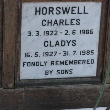 HORSWELL Charles 1922-1986 &amp; Gladys 1927-1985