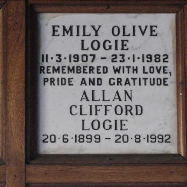 LOGIE Allan Clifford 1899-1992 Emily Olive 1907-1982