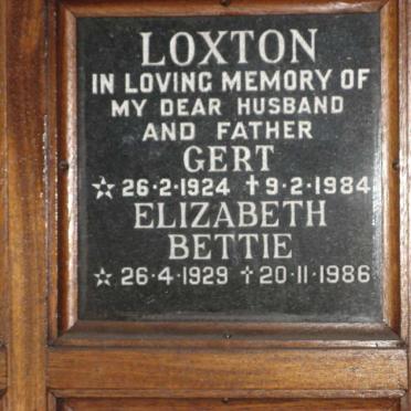 LOXTON Gert 1924-1984 &amp; Elizabeth Bettie 1929-1986