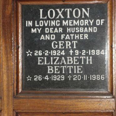 LOXTON Gert 1924-1984 &amp; Elizabeth Bettie 1929-1986