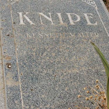 KNIPE Kenneth Walter 1931-2000