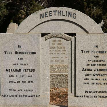 N - Vanne :: Surnames - N