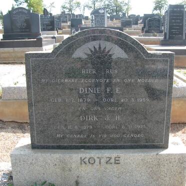 KOTZE Dirk J.H. 1879-1973 &amp; Dinie F.E. 1879-1959