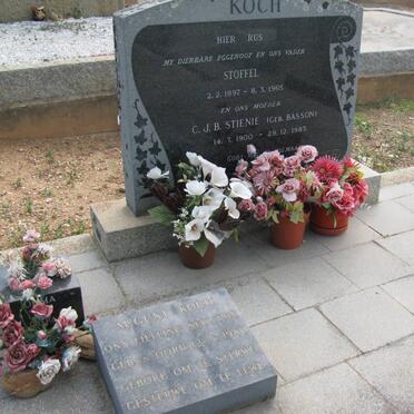 KOCH Stoffel 1897-1965 &amp; C.J.B. BASSON 1900-1983 :: KOCH August 1980-1980