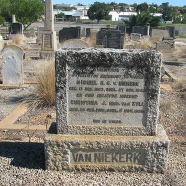 NIEKERK Michiel H.C., van 1883-1942 &amp; Christina J. VAN ZYL 1890-1956