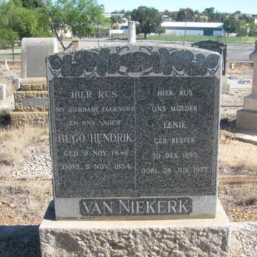 NIEKERK Hugo Hendrik, van 1886-1954 &amp; Lenie BESTER 1895-1977