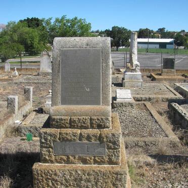 VISSER Hendrik 1861-1931 &amp; Huibrecht Maria SMIT 1863-1940