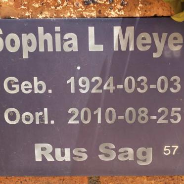 MEYER Sophia L. 1924-2010