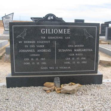 GILIOMEE Johannes Andreas 1915-1981 &amp; Susanna Margaretha ROUX 1916-1982