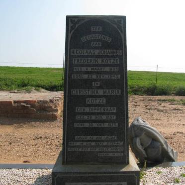 KOTZE Nicolaas Johannes Frederik 1893-1945 &amp; Christina Maria DIPPENAAR 1897-1973