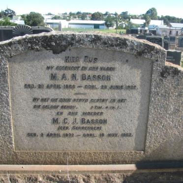 BASSON M.A.N. 1868-1932 &amp; M.C.J. SCHREUDER 1872-1952