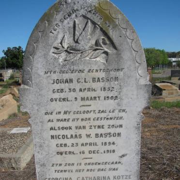 BASSON Johan C.L. 1852-1902 :: BASSON Nicolaas W. 1894-1918 :: KOTZE Georgina Catharina nee VAN TUBBERGH 1861-1938