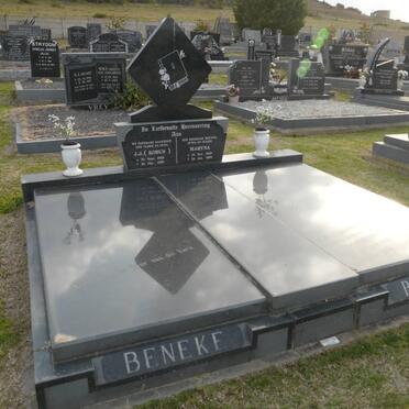 BENEKE J.J. 1923-1987 &amp; Maryna ?-?