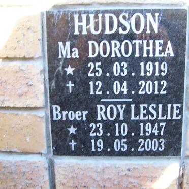 HUDSON Dorothea 1919-2012 :: HUDSON Roy Leslie 1947-2003
