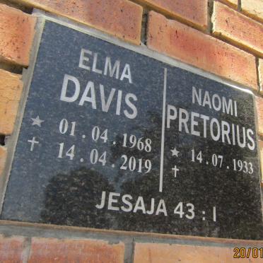 PRETORIUS Naomi 1933- :: DAVIS Elma 1968-2019