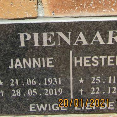 PIENAAR Jannie 1931-2019 &amp; Hestertjie 1933-2016