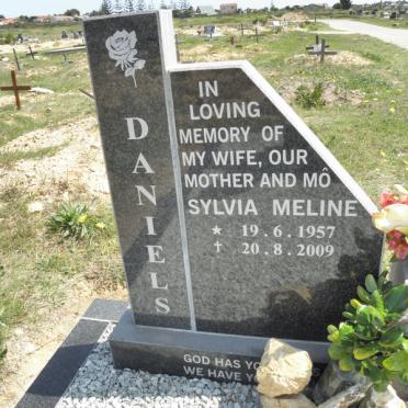 DANIELS Sylvia Meline 1957-2009